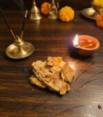 Dhoop Lakdi (Deodar / Cedar Wood) for Puja & Havans – 500g | Pure & Natural Cedrus Deodara
